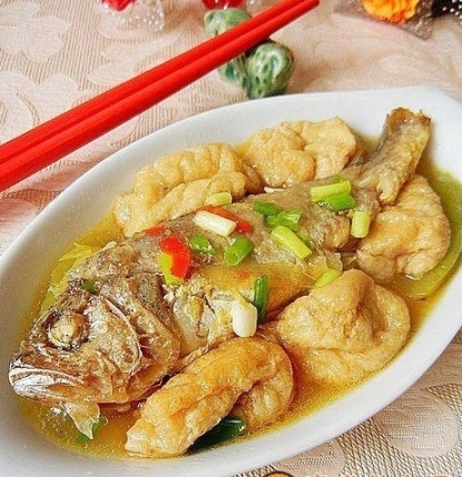 油豆腐小黃魚煲