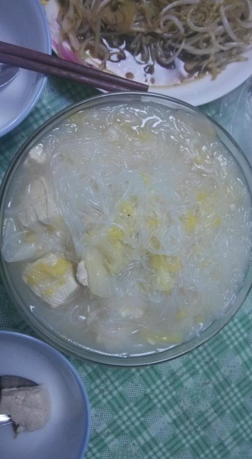 白菜豆腐燉粉絲