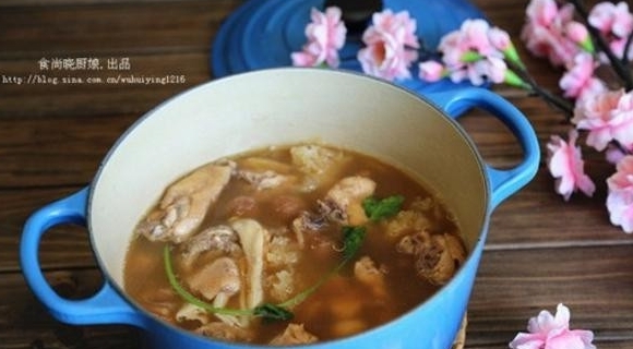 花膠養顏雞湯