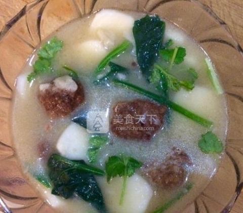 肉丸芋頭年糕湯