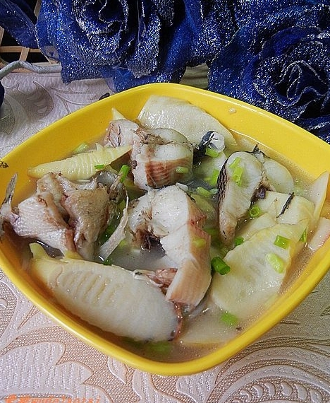 春筍黑魚湯