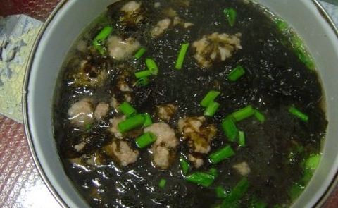 肉丸紫菜湯