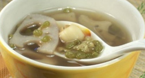 蓮藕蓮子綠豆湯