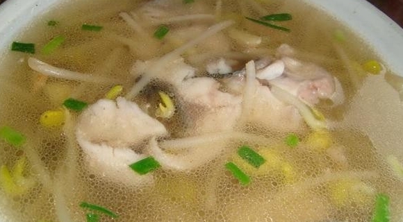 豆芽魚片湯