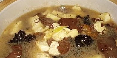 雙色豆腐湯