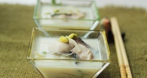 豆漿黑魚片湯