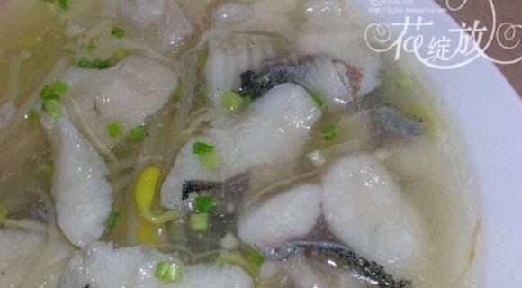 嫩滑魚片湯