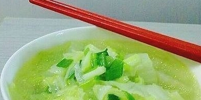 白菜泡雞湯