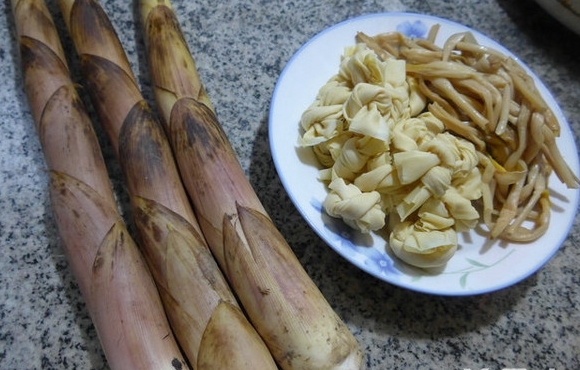 黃花菜千張結燒雷筍