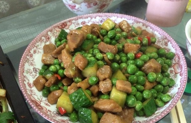 豌豆牛肉粒