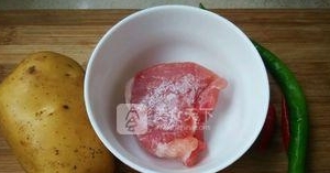 清炒瘦肉土豆絲