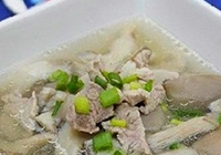 蘑菇肉片湯