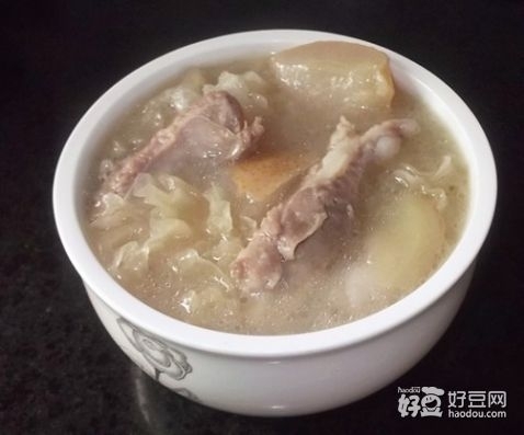 雪梨南北杏排骨湯