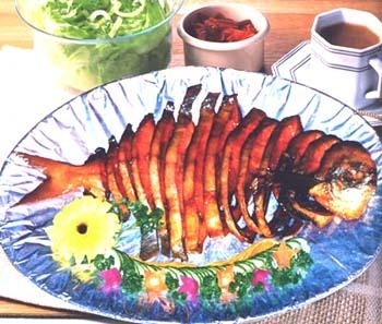 煙熏鯧魚