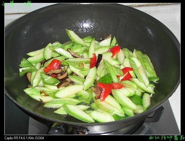 菠菜燉魚骨