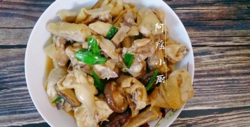 愛吃雞肉的要收藏，簡單一做，雞肉嫩滑，原汁原味，一頓1隻雞！