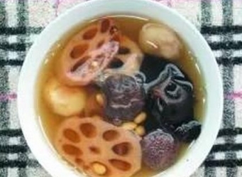  大廚教你做蓮藕湯，蓮藕湯的料理食譜